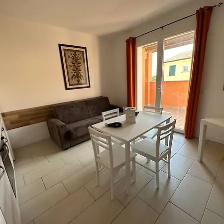 Casa “elicriso”a Pochi Passi Dal Mare Con Piscina Badesi